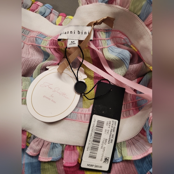 Gianni Bini Colorful Striped Women's Shorts - Picture 3 of 3